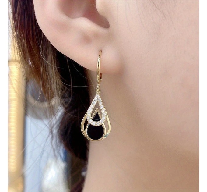 Сережки у вигляді крапель води