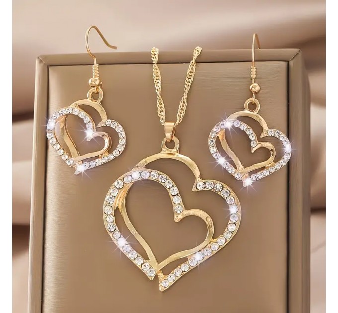 Елегантний набір з подвійним серцем-підвіскою та сережками