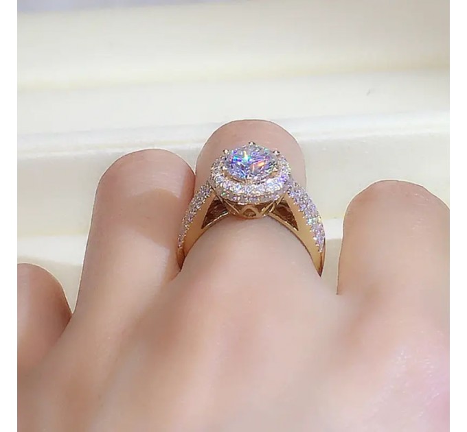 Розкішна блискуча обручка для жінок