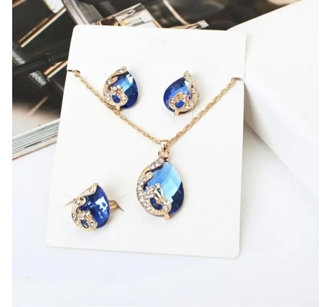 Набір прикрас у вінтажному стилі