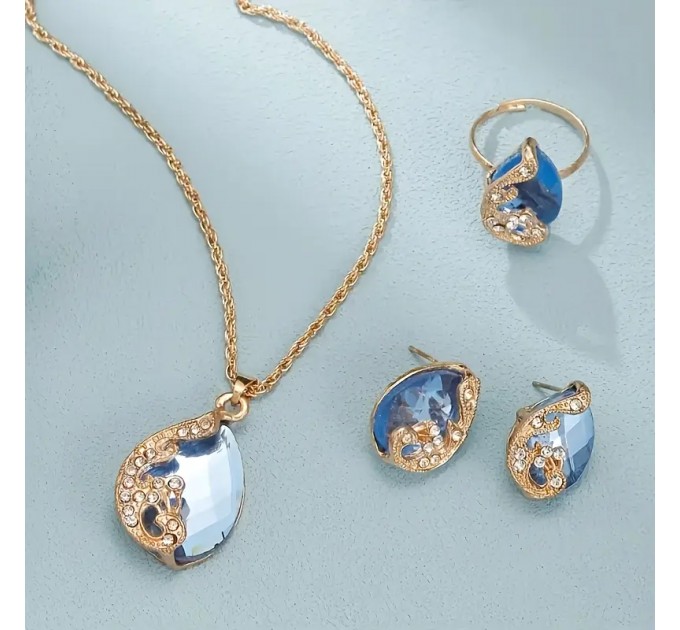 Набір прикрас у вінтажному стилі