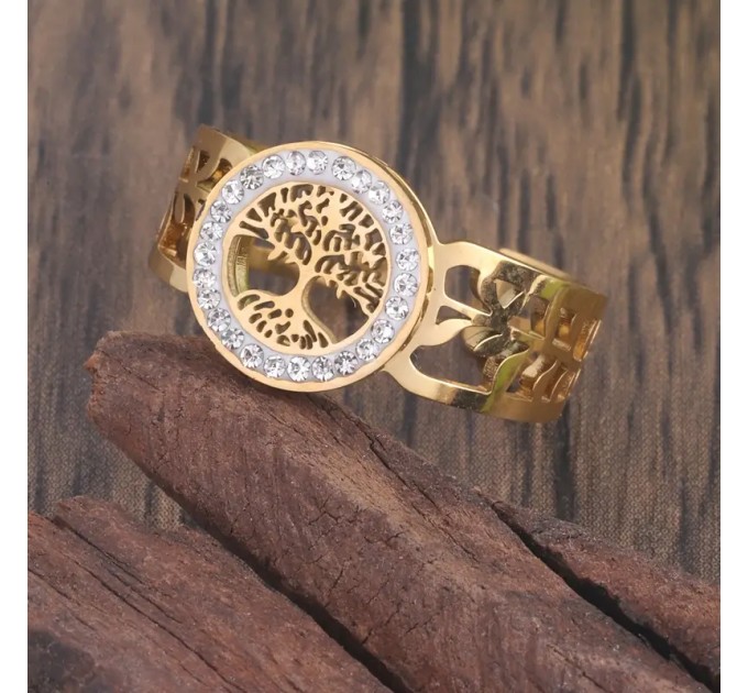 Cтильний та елегантний перстень