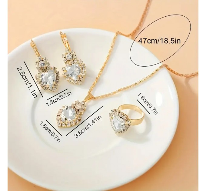 Елегантний жіночий набір