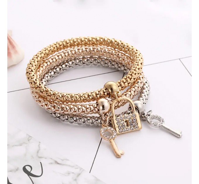 Набір з 3 модних браслетів