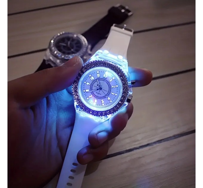 Світлодіодні годинники з підсвічуванням