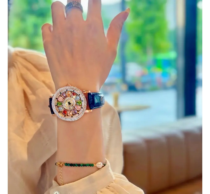 Модний кварцовий наручний годинник для жінок